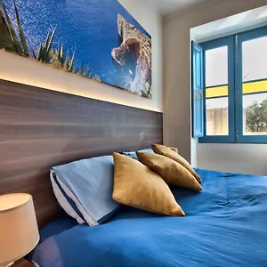 Pensión Central Suites St. Julian'S, San Julián